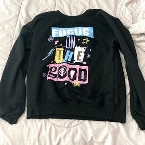 never worn black crewneck